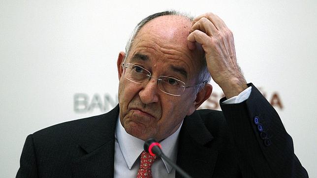 La Comisión de Economía decide hoy si Fernández Ordóñez comparece ante el Congreso