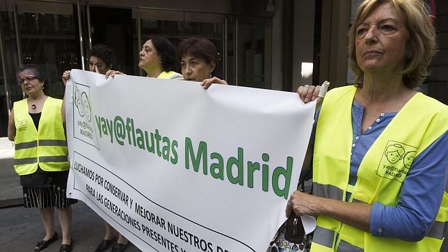 Los yayoflautas «atacan» de nuevo a Bankia