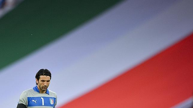 Mil problemas para Italia antes de su debut contra España en la Eurocopa 2012