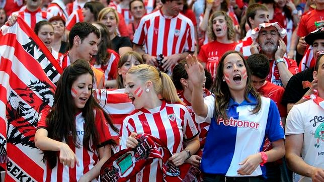 El Congreso debatirá prohibir los ataques al himno nacional gracias a una iniciativa del PP valenciano