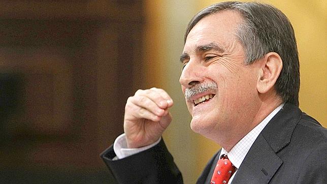 El PSOE sugiere pedir el rescate «cuanto antes»