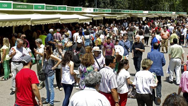 Caen un 19% las ventas al cierre de la Feria del Libro de Madrid