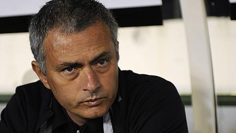 Mourinho critica el planteamiento de España ante Italia: «Tanto toque sin un delantero es un esfuerzo estéril»