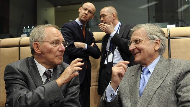 La «troika» supervisará el rescate a la banca española, asegura Schäuble