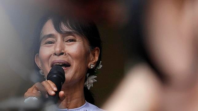 Histórica gira europea de la opositora birmana Aung San Suu Kyi