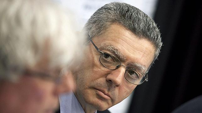 El Gobierno planea una reforma del CGPJ con cinco miembros liberados