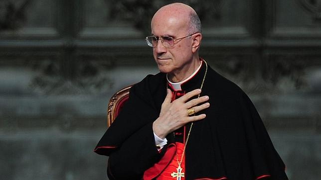 El cardenal Bertone afirma que las filtraciones de «Vatileaks» intentan desestabilizar a la Iglesia