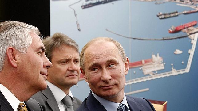 Rusia, dispuesta a enviar dos buques de guerra a Siria para «defender sus intereses»