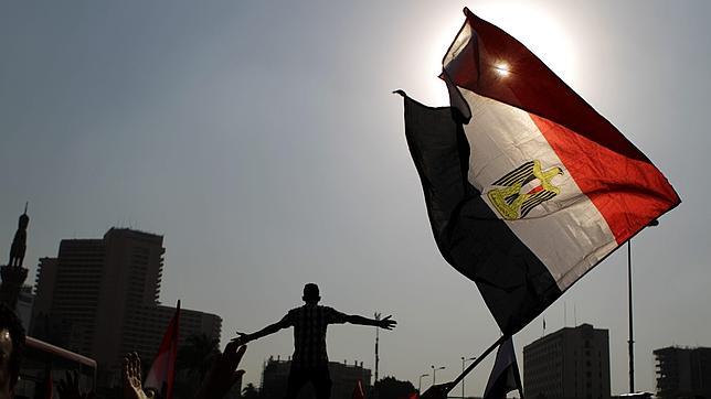 Tahrir reacciona a las noticias sobre el estado de Mubarak