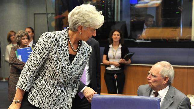 Merkel rechaza la inyección directa de fondos a la banca