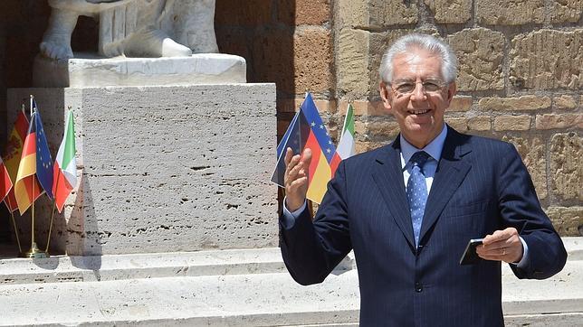 Berlusconi se postula como ministro de Economía