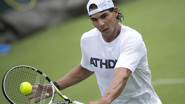 Rafa Nadal se estrena contra un imitador