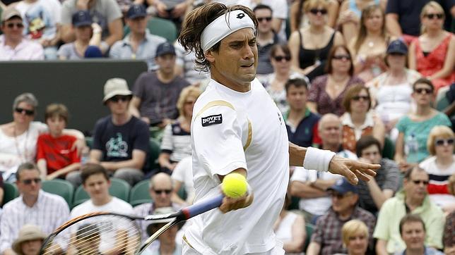 Ferrer tumba al gigante De Schepper