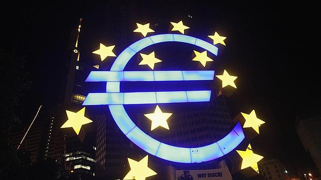 El fondo de rescate europeo comprará deuda de países con problemas a partir de octubre