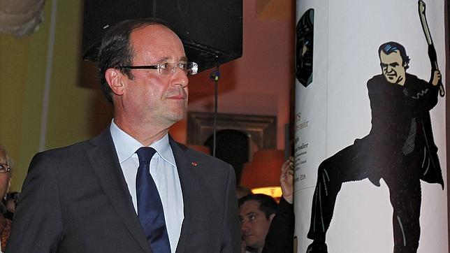 Hollande, obligado a cambiar de políticas antes de ponerlas en práctica