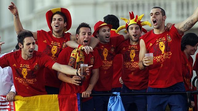 La FAD critica que la selección española celebrara la Eurocopa con alcohol