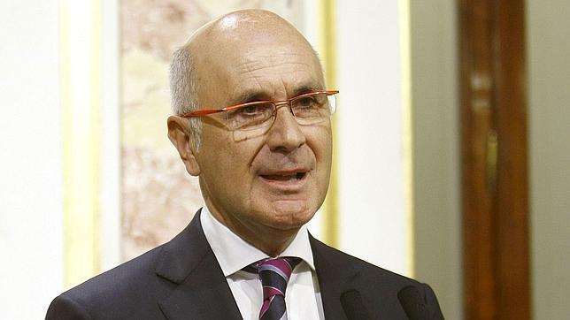 Duran lamenta la «sociedad del subsidio» que ha propiciado el PSOE andaluz