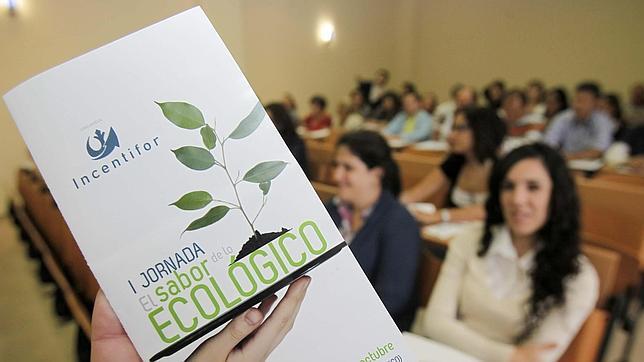 Los etiquetados ecológicos «confunden y agobian» a las empresas y a los usuarios