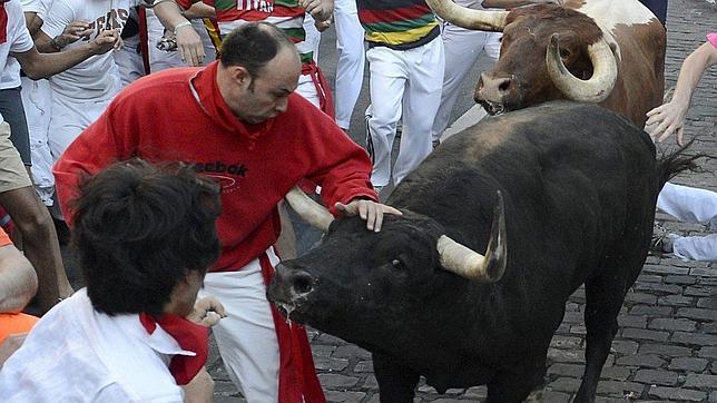 Sanfermines 2012: Rápido y limpio encierro de los toros de Domecq en su regreso a Pamplona
