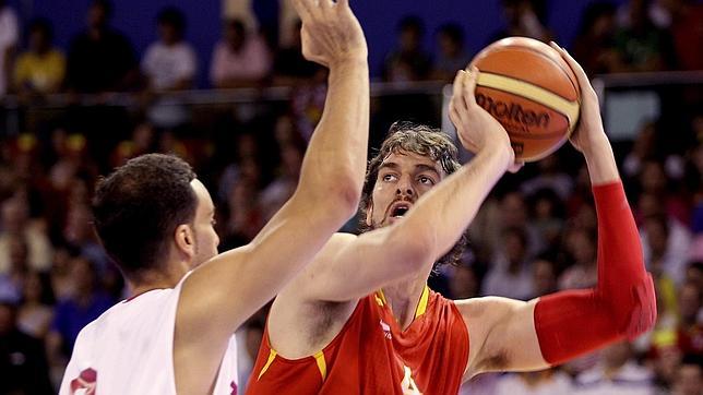 España gana con facilidad a Túnez camino de los Juegos