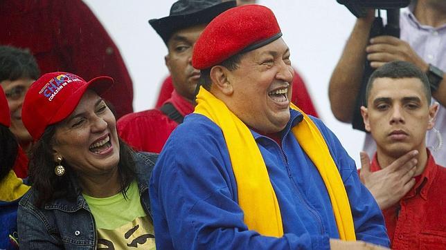 Chávez afirma que el país entraría en guerra en caso de que Capriles gane las elecciones