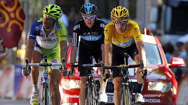 Wiggins y Froome sentencian el Tour