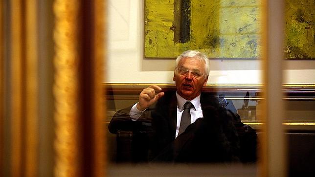 Mascarell estudiará cambios jurídicos para esquivar el impacto del IVA en la cultura