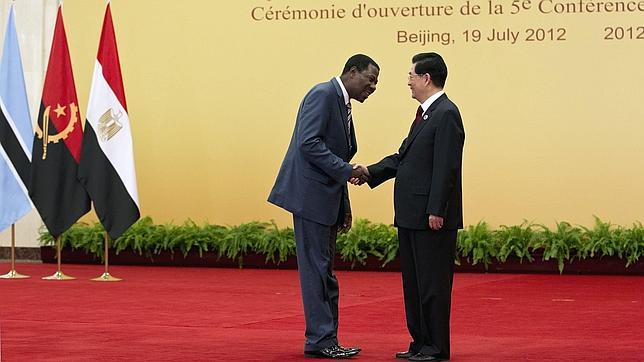 China concede 16.000 millones de euros a África a cambio de recursos naturales