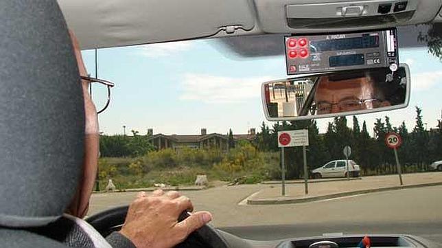 Detienen a dos varones que asaltaron en Madrid a siete taxistas en 40 días