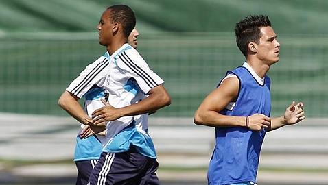 Fabinho será el tercer lateral derecho