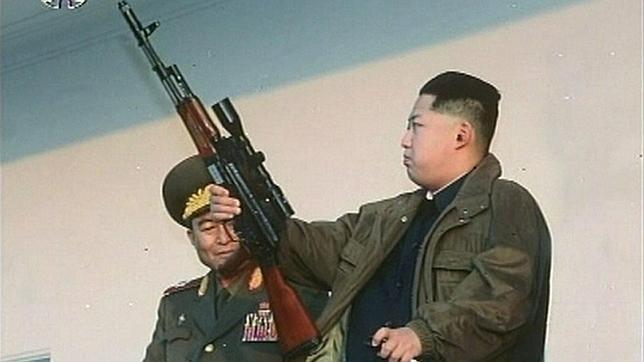 Kim Jong Un retirará al Ejército del control de la economía