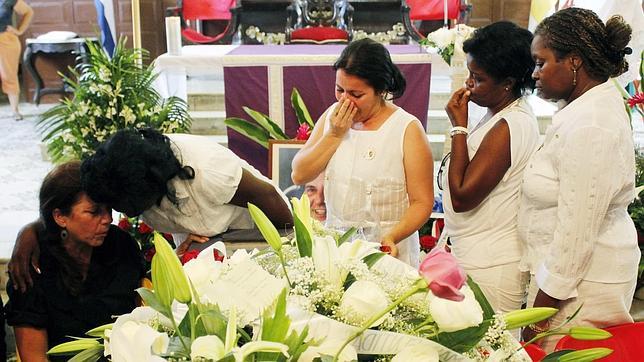 Oswaldo Payá será enterrado este martes en La Habana