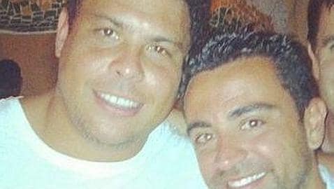 Xavi Hernández, de fiesta con Ronaldo y Pirlo