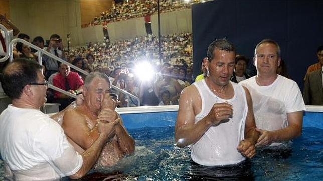 Los Testigos de Jehová se someten a «un examen del corazón» en el Palacio de los Deportes