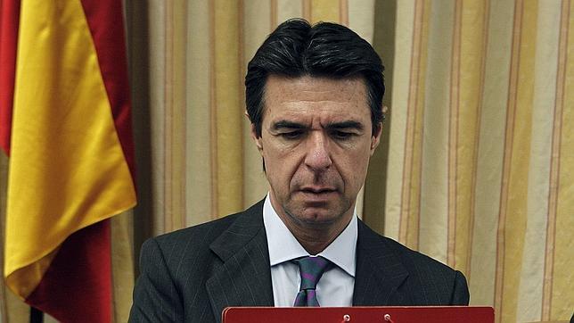 Soria: El Gobierno mantendrá su política económica ante las previsiones FMI