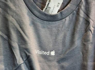 Persona responsable grado Embutido Apple comienza a comercializar ropa