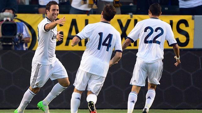 El Madrid golea 1-5 en su primer partido de la gira americana