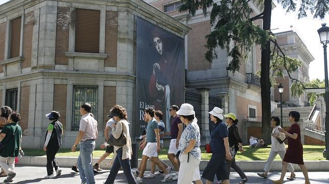 Los visitantes dan un 8,8 a Madrid como destino turístico