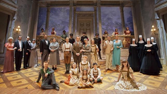 Carlos Hipólito encarna al Capitán Von Trapp en «Sonrisas y lágrimas»