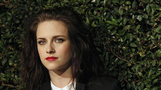 Kristen Stewart se refugia en Lindsay Lohan
