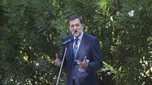 Rajoy ve «absurdo» que los presos etarras intenten «chantajear» al Gobierno