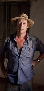 Boby y los fantasmas de un palacio que se convirtió en hospital