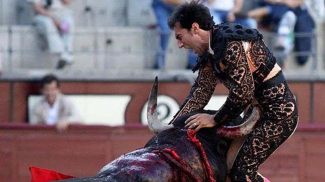 Fernando Cruz, herido muy grave en Las Ventas