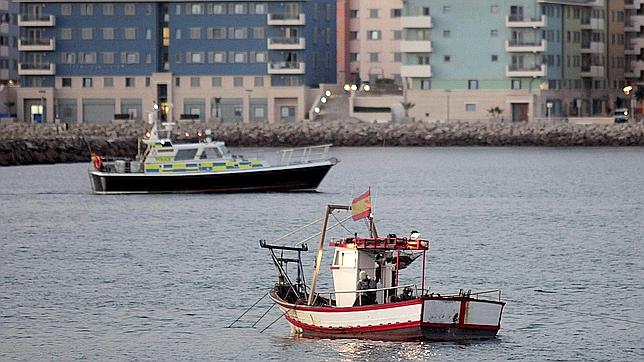 La niebla impide faenar a los pescadores en Gibraltar
