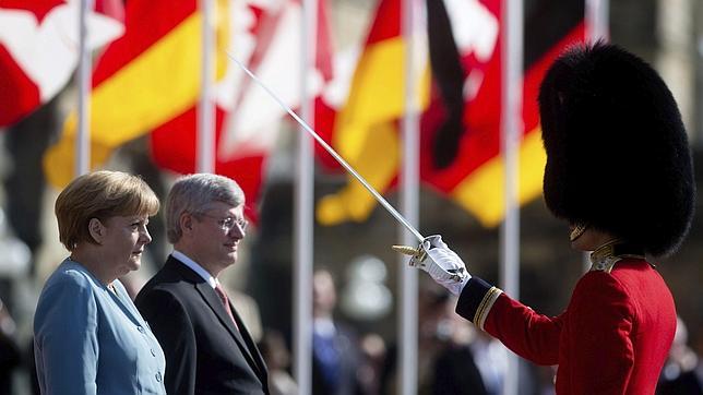 Alemania exige avances rápidos en la unión fiscal y niega más treguas a Grecia