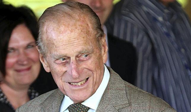 El Duque de Edimburgo recibe el alta hospitalaria