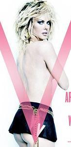 Nicole Kidman deja ver su culo en la portada de una revista