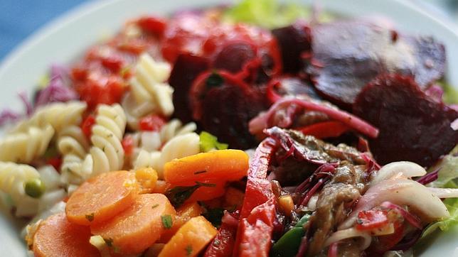 Nueva York apuesta por una dieta escolar sana instalando barras con ensaladas