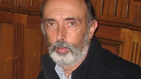 El antropólogo del informe es experto en fosas comunes y en los restos de Salvador Allende