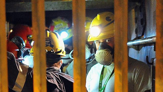 Cientos de mineros se atrincheran en una mina en Cerdeña cargados con cientos de kilos de explosivos